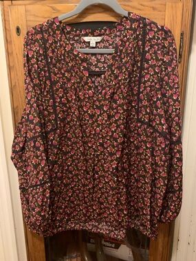 Pioneer Woman Boho Floral Blouse - Pink Floral on Brown